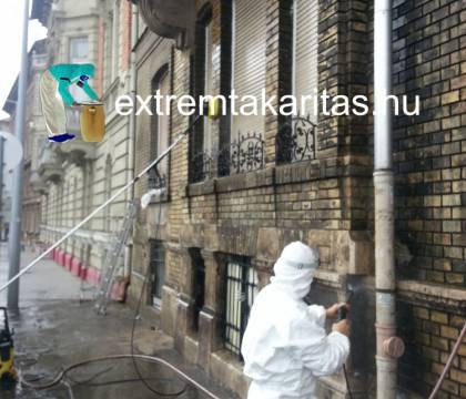 Homlokzatmosás